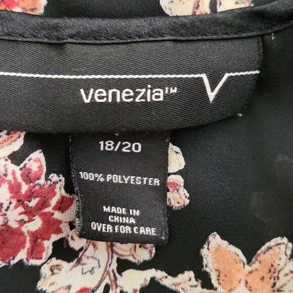 Venezia Womens Black Floral Babydoll Blouse Size 18/20 Sheer Dark Romantic - Picture 8 of 10
